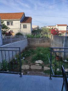 Zahrada ubytování Apartments M&R ŠPADINA