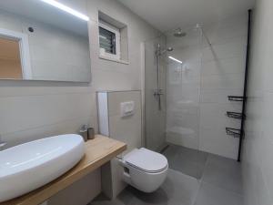 Koupelna v ubytování Apartments Ivančić