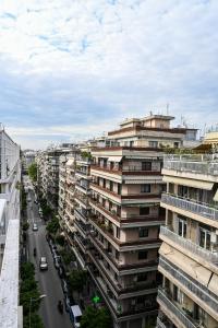 Vedere generală la Salonic sau o vedere a orașului de la acest apartament