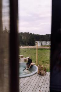 Domáce zviera alebo zvieratá hostí v ubytovaní Stodoła naturalnie - wyjątkowy dom z balią na Kaszubach nad jeziorem