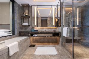 Koupelna v ubytování Foshan Marriott Hotel