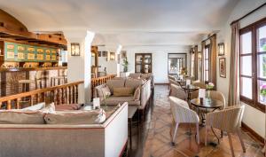 Istumisnurk majutusasutuses Finca La Bobadilla - The Leading Hotels of the World