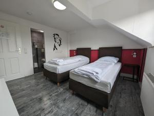 Postel nebo postele na pokoji v ubytování Hotel Tempelhof - City-Messe-Arena