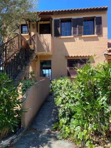 Fotografie z fotogalerie ubytování appartement du soleil v destinaci Patrimonio