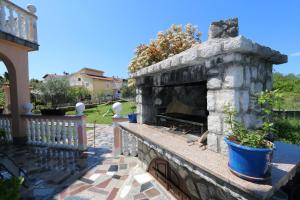 Ein Garten an der Unterkunft Apartment Zinka