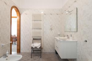 A bathroom at Quattro Perle