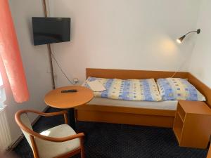 Rúm í herbergi á Hotel Rabbit