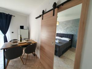 Afbeelding uit fotogalerij van Apartments Mira in Baška
