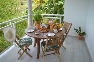 Balkón nebo terasa v ubytování Les Villas du Bambou - Villa Bambou jusqu'à 6 pers + 22 fotografií