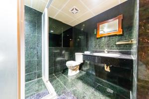 Koupelna v ubytování I HI Sanduo Travel Hotel