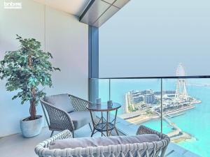 Balkón nebo terasa v ubytování bnbmehomes - Rare full sea view at Address Residence - 3601