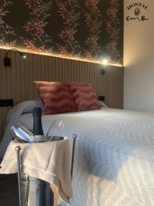Posteľ alebo postele v izbe v ubytovaní Hostal Calderón de la Barca
