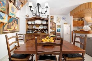 Η κουζίνα ή μικρή κουζίνα στο T3 Duplex Albufeira