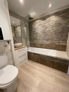 Fotografia z galérie ubytovania Superbe appartement Cocooning au calme - Piscine v destinácii Antibes