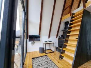 Fotografija v galeriji nastanitve Fern Farm Tiny Home v mestu Mojkovac