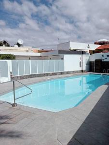 Bazén v ubytování Granada playa! nebo v jeho okolí