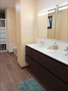 Kúpeľňa v ubytovaní Beach side Apartment -Estepona