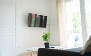 Zdjęcie z galerii obiektu Gîte de Florigny avec parking souterrain et terrasse w mieście Carquefou