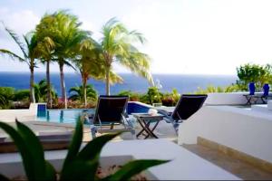 Πισίνα στο ή κοντά στο VillaDelSol-Ocean Front Resort-Pool-up to 8 Guests-Walk to the Beach