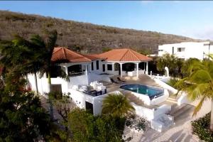 Πισίνα στο ή κοντά στο VillaDelSol-Ocean Front Resort-Pool-up to 8 Guests-Walk to the Beach