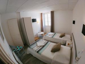 Gallery image of Le Petit Hôtel in Biarritz