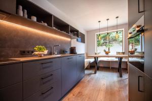 Køkken eller tekøkken på Apartments Elmarino + 21 billeder