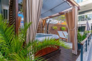 Balkón alebo terasa v ubytovaní Apartments Villa Tomaš