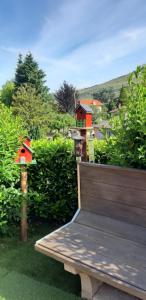 Gîte, suite d'hote de charme, petit déjeuner compris外面的花园