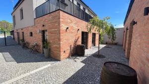 Budova, v ktorej sa apartmán nachádza