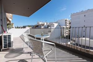 Balkón alebo terasa v ubytovaní Modern apartment close to Athens city center (Form_F2)