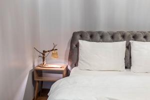 Kép Stylish Apartment in Moda near Popular Attractions with Balcony szállásáról Isztambulban a galériában