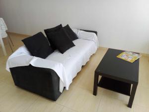 Ein Bett oder Betten in einem Zimmer der Unterkunft Apartamento de 1 dormitorio en Calle Vela