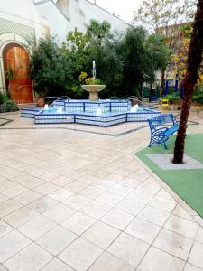 Gallery image of Superbe STUDIO (28m2) avec terrasse / vue TOUR EIFFEL / PUTEAUX in Puteaux
