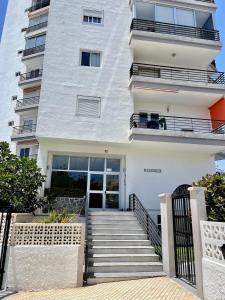 Balkon lub taras w obiekcie Beachfront apartment with ocean views