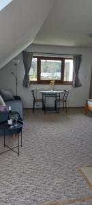 Posedenie v ubytovaní Apartmán v Jámě + 6 fotografií