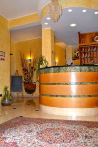 Vstupní hala nebo recepce v ubytování Hotel 2000