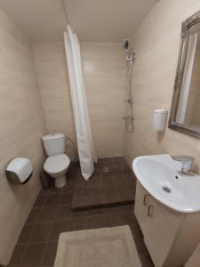 Bilik mandi di Viva Nord Hotel