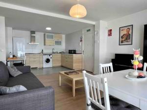 Kuchyňa alebo kuchynka v ubytovaní Apartamento Aguanaz 1