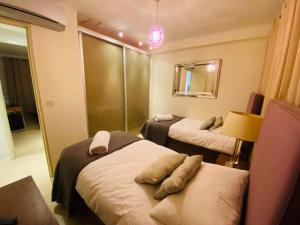 Fotografia z galérie ubytovania Two bedroom apartment in the center of Cannes a few steps from the Croisette and the Palais - 2078 v Cannes + 16 fotografií