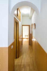 Zdjęcie z galerii obiektu Oriente Suites w Madrycie