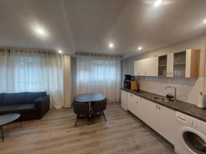 Zdjęcie z galerii obiektu Appartement près de la gare w mieście Chalon-sur-Saône