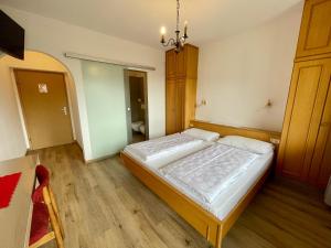 Letto o letti in una camera di Transit Rooms - Your Stopover