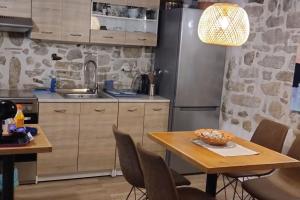 Imagen de la galería de Gallery House Plouti, en Ploutí