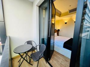 Katil atau katil-katil dalam bilik di Genesis Kosher Hotel Tbilisi