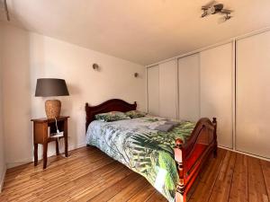 Fotografia z galérie ubytovania Le Pradet - Maison de ville rue piétonne animée v destinácii Clermont-Ferrand