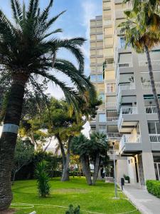 Vonkajšia záhrada v ubytovaní Apartamento Deluxe Torremar