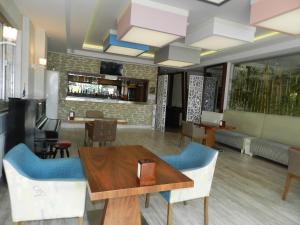 Posezení v ubytování Sefa Hotel 2 Çorlu