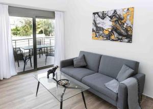 Fotografie z fotogalerie ubytování Design Apartment with swimming pool near the beach (A1) v Aténách + 13 fotografií