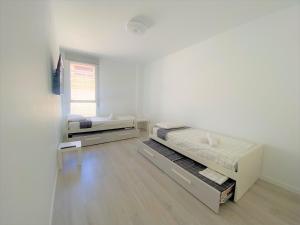 Posteľ alebo postele v izbe v ubytovaní Luxurious holiday apartment near Puerto Banus + 16 fotografií
