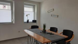Fotografie z fotogalerie ubytování Ferienhaus Im Gäßchen v destinaci Kordel